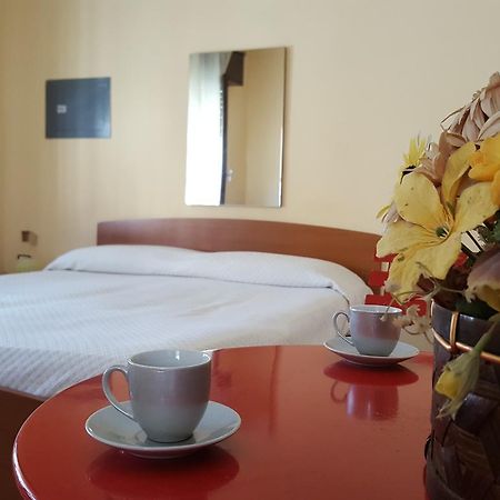 Dante Apartment マツァーラ・デル・ヴァッロ エクステリア 写真
