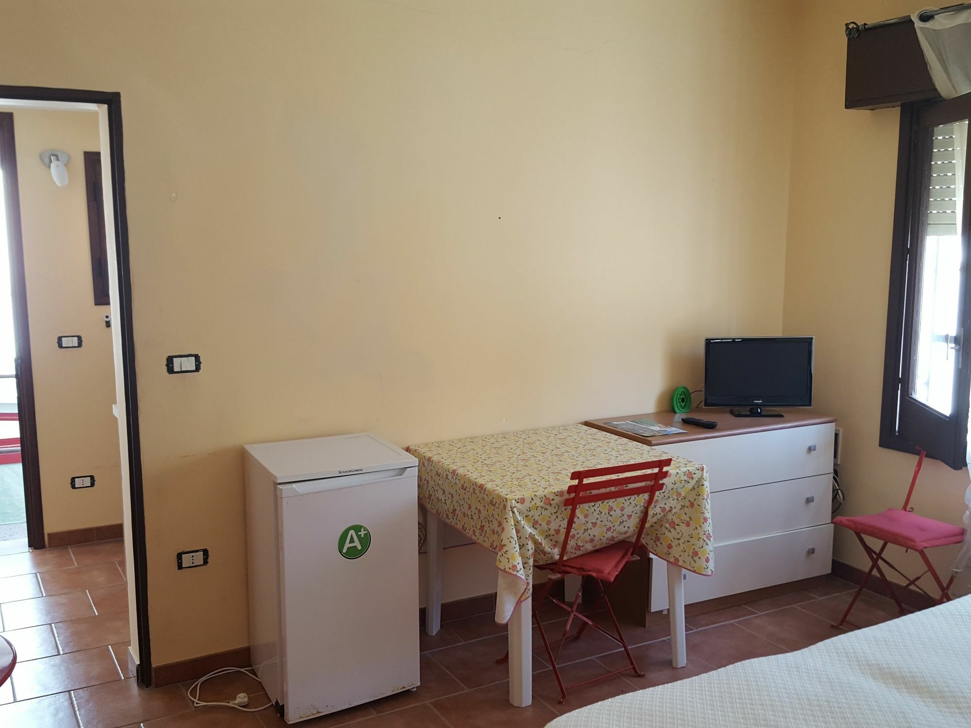 Dante Apartment マツァーラ・デル・ヴァッロ エクステリア 写真